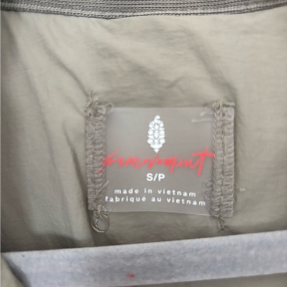 NWOT, Never worn, Pippa Packable Jacket, Free People, Size S, color sage stone - Picture 5 of 6